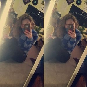 Meet your Posher, Rayne